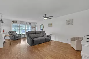 245 Main Blvd, Boynton Beach, FL 33435 - Photo 7