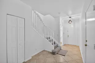 2806 S Evergreen Cir, Boynton Beach, FL 33426 - Photo 5