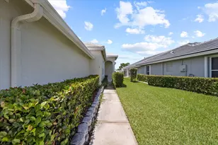 2573 Country Golf Dr, Wellington, FL 33414 - Photo 21