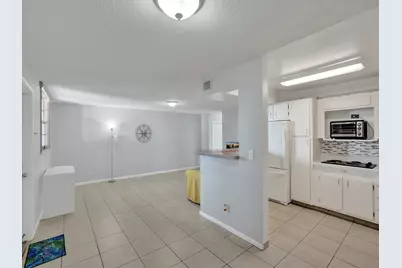 1811 Jefferson Street #404, Hollywood, FL 33020 - Photo 11