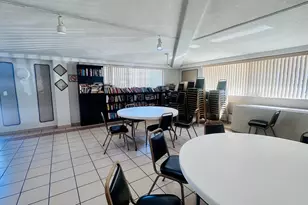 330 SE 2nd St, Hallandale Beach, FL 33009 - Photo 17