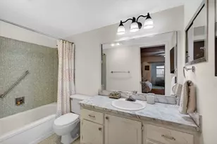 348 Wellington H, West Palm Beach, FL 33417 - Photo 13