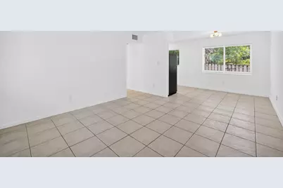 1821 Middle River Drive #2, Fort Lauderdale, FL 33305 - Photo 5
