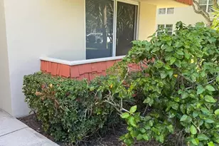 4031 N Cypress Dr, Pompano Beach, FL 33069 - Photo 3