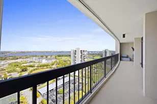 2425 Presidential Way, West Palm Beach, FL 33401 - Photo 7