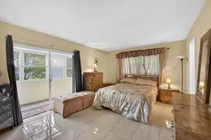 157 Camden G, West Palm Beach, FL 33417 - Photo 3