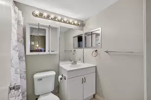 157 Camden G, West Palm Beach, FL 33417 - Photo 11