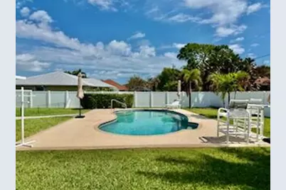 1751 SE Mansfield Street, Port Saint Lucie, FL 34952 - Photo 31