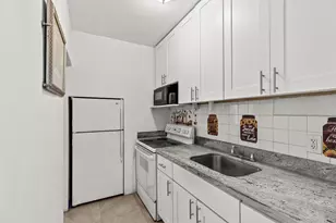 1021 NE 24th Ave, Pompano Beach, FL 33062 - Photo 19