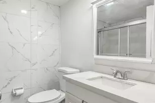 1021 NE 24th Ave, Pompano Beach, FL 33062 - Photo 27