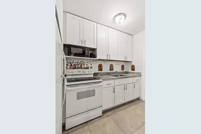 1021 NE 24th Avenue #Apt 12, Pompano Beach, FL 33062 - Photo 17