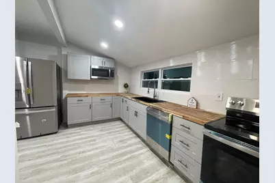 1566 NW 9th Avenue, Stuart, FL 34994 - Photo 5