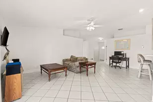 31 Misty Meadow Dr, Boynton Beach, FL 33436 - Photo 9
