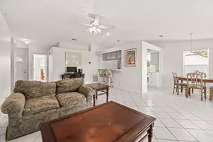 31 Misty Meadow Dr, Boynton Beach, FL 33436 - Photo 9