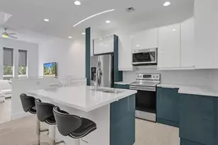 703 SE 16th Ct, Fort Lauderdale, FL 33316 - Photo 3