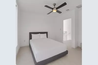703 SE 16th Court, Fort Lauderdale, FL 33316 - Photo 21