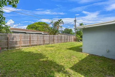 1241 NW 30th Avenue, Fort Lauderdale, FL 33311 - Photo 21