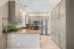 133 Sugarberry Dr, Jupiter, FL 33458 - Photo 9