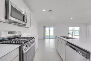 6394 NW Windwood Way, Port Saint Lucie, FL 34987 - Photo 9