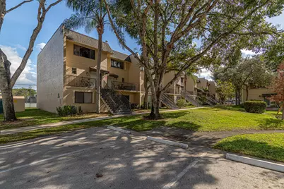 105 Deer Creek Road, Deerfield Beach, FL 33442 - Photo 19