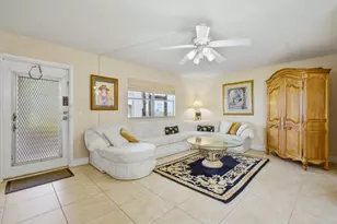 154 Tuscany C, Delray Beach, FL 33446 - Photo 3