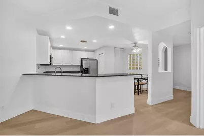 23275 Carolwood Lane #Unit 101, Boca Raton, FL 33428 - Photo 3