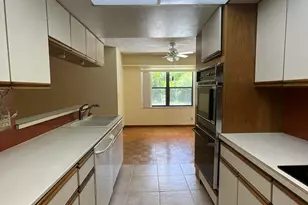 6114 Woodbury Rd, Boca Raton, FL 33433 - Photo 11