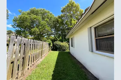 6114 Woodbury Road, Boca Raton, FL 33433 - Photo 29
