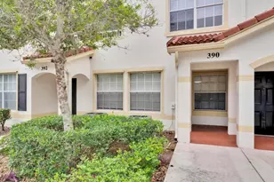390 SE Rogers Ct, Stuart, FL 34994 - Photo 1