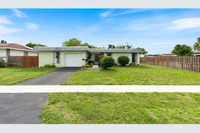 7815 NW 68th Terrace, Tamarac, FL 33321 - Photo 1