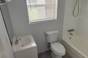 1150 W Blue Heron Blvd, Riviera Beach, FL 33404 - Photo 5