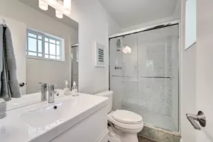 929 SW 18th Ct, Fort Lauderdale, FL 33315 - Photo 17