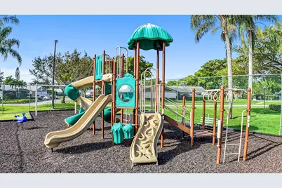 1057 Summit Trail Circle #B, West Palm Beach, FL 33415 - Photo 31