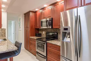 7460 La Paz Blvd, Boca Raton, FL 33433 - Photo 9