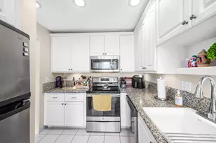 2835 SW 13th St, Delray Beach, FL 33445 - Photo 9