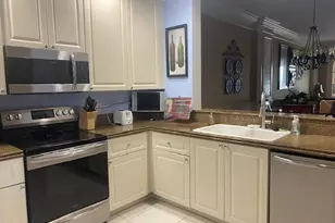 20 Harbour Isle Dr W, Fort Pierce, FL 34949 - Photo 11