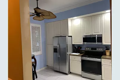 20 Harbour Isle Drive W #106, Fort Pierce, FL 34949 - Photo 5