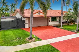 736 NW 12th Ave, Dania Beach, FL 33004 - Photo 1