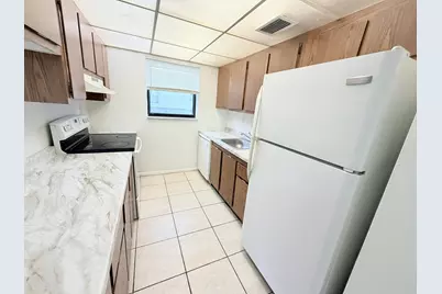 1950 N Congress Avenue #404, West Palm Beach, FL 33401 - Photo 3