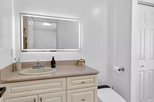1084 Aspri Way, Riviera Beach, FL 33418 - Photo 23