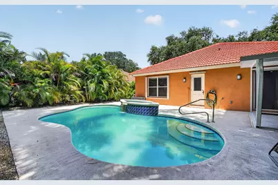 1084 Aspri Way, Riviera Beach, FL 33418 - Photo 37