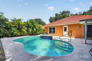 1084 Aspri Way, Riviera Beach, FL 33418 - Photo 37