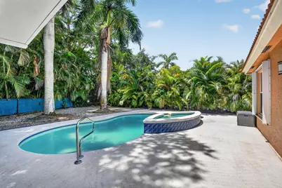 1084 Aspri Way, Riviera Beach, FL 33418 - Photo 35