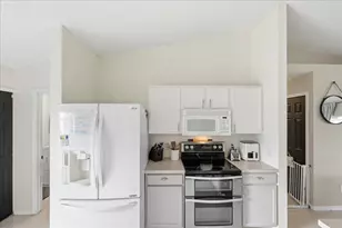 6208 NW Kukui Ct, Port Saint Lucie, FL 34983 - Photo 11