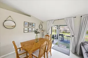 6208 NW Kukui Ct, Port Saint Lucie, FL 34983 - Photo 5