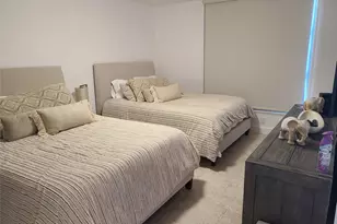 3530 Mystic Pointe Dr, Aventura, FL 33180 - Photo 27