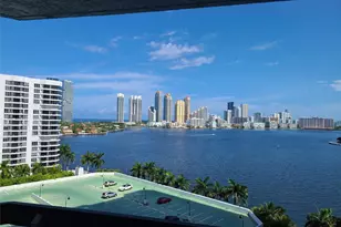 3530 Mystic Pointe Dr, Aventura, FL 33180 - Photo 3