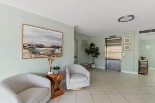 2900 N Palm Aire Dr, Pompano Beach, FL 33069 - Photo 33