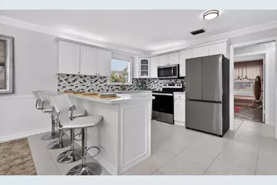 8444 Linden Way, Greenacres, FL 33467 - Photo 13