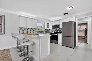 8444 Linden Way, Greenacres, FL 33467 - Photo 13